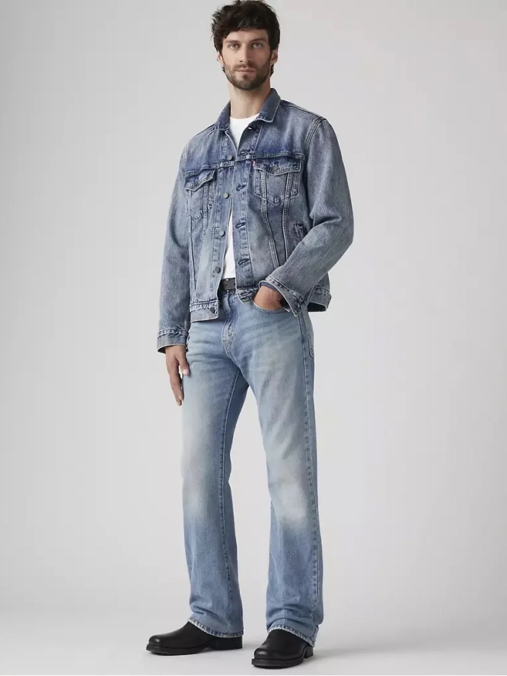 Levi’s 517 men’s bootcut Style # 005170225 jeans medium wash 34x32‎